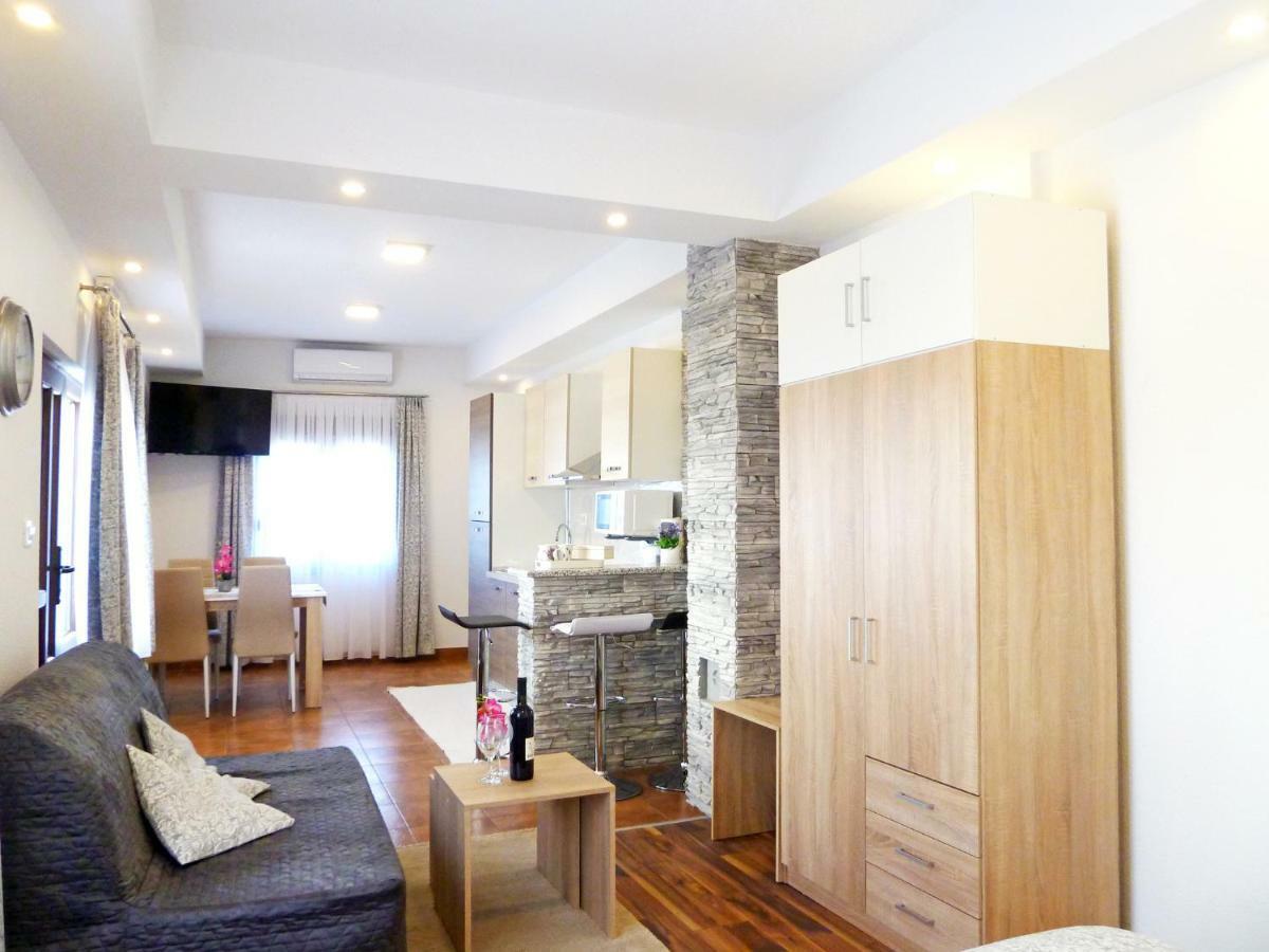 Apartment Petra I Nikola Селиште-Дрежничко Экстерьер фото
